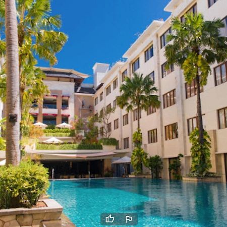 Stylish 2 Bedroom Penthouse Apt, Newly Refreshed, 50 Mbps, Pool, Gym, Resto 꾸따 외부 사진