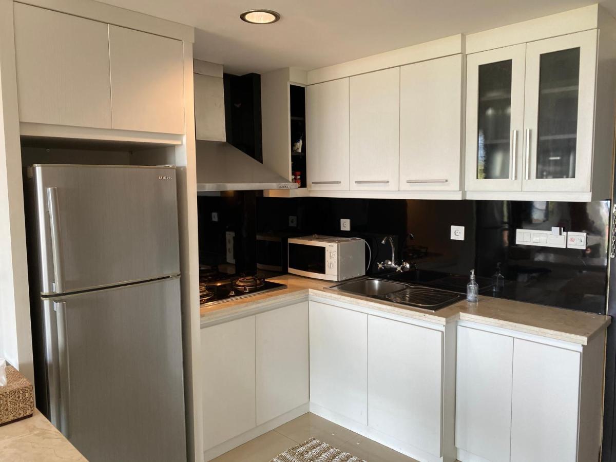 Stylish 2 Bedroom Penthouse Apt, Newly Refreshed, 50 Mbps, Pool, Gym, Resto 꾸따 외부 사진