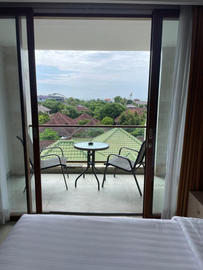Stylish 2 Bedroom Penthouse Apt, Newly Refreshed, 50 Mbps, Pool, Gym, Resto 꾸따 외부 사진