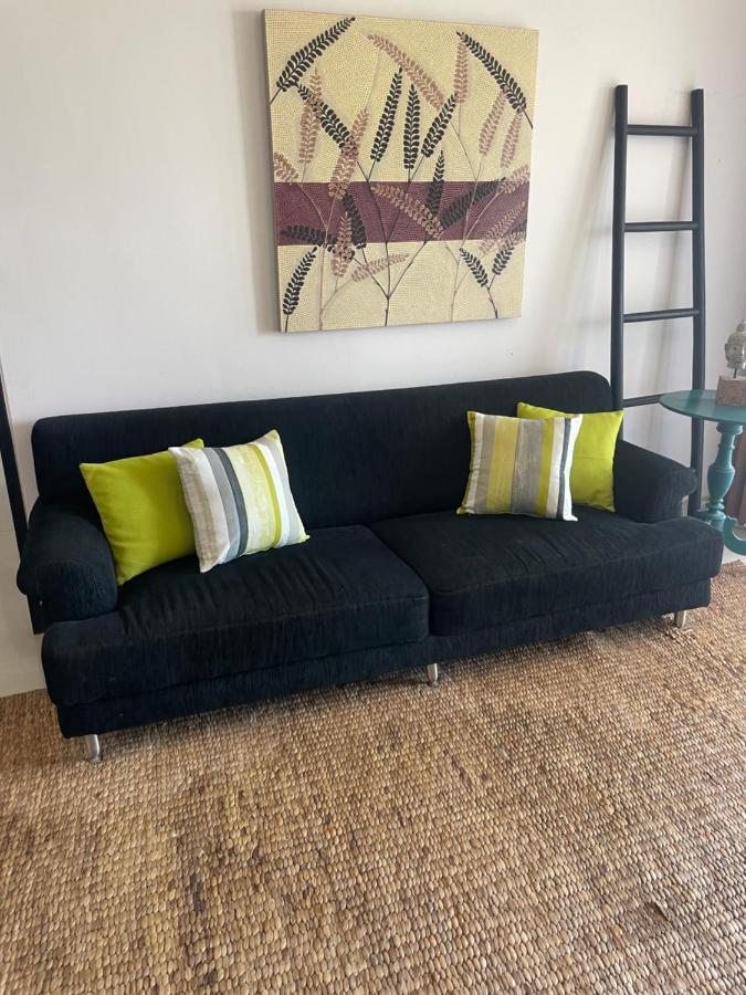 Stylish 2 Bedroom Penthouse Apt, Newly Refreshed, 50 Mbps, Pool, Gym, Resto 꾸따 외부 사진
